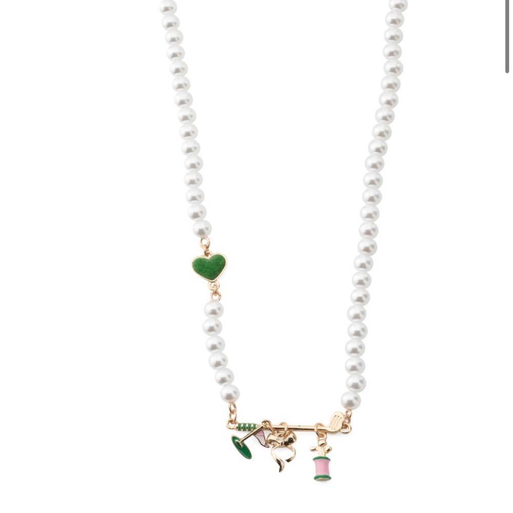 ⛳️Betsey John Pearl Necklace with Golf Charms